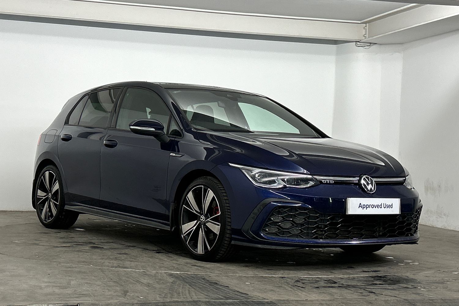 Main listing image - Volkswagen Golf
