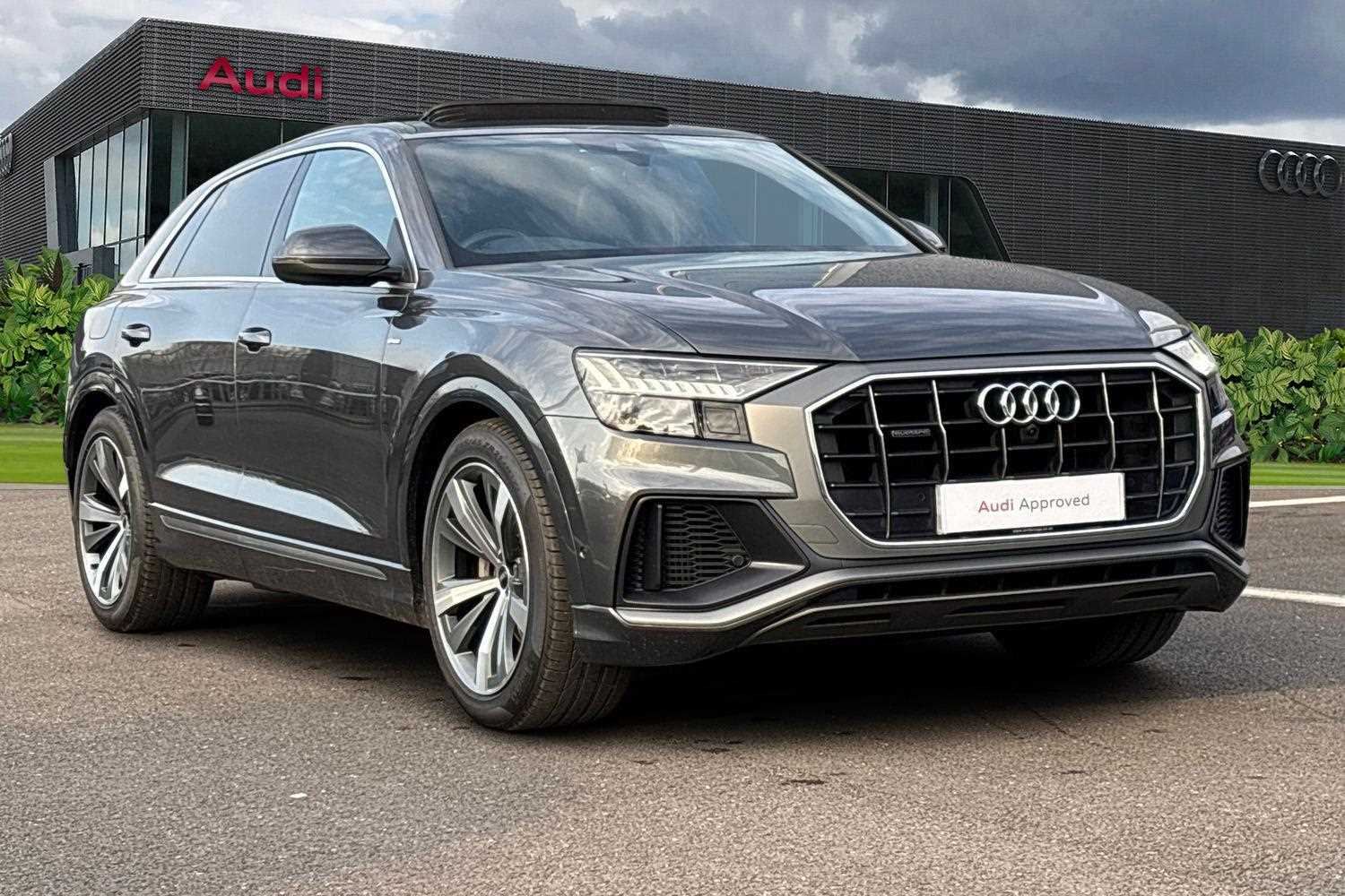 Main listing image - Audi Q8