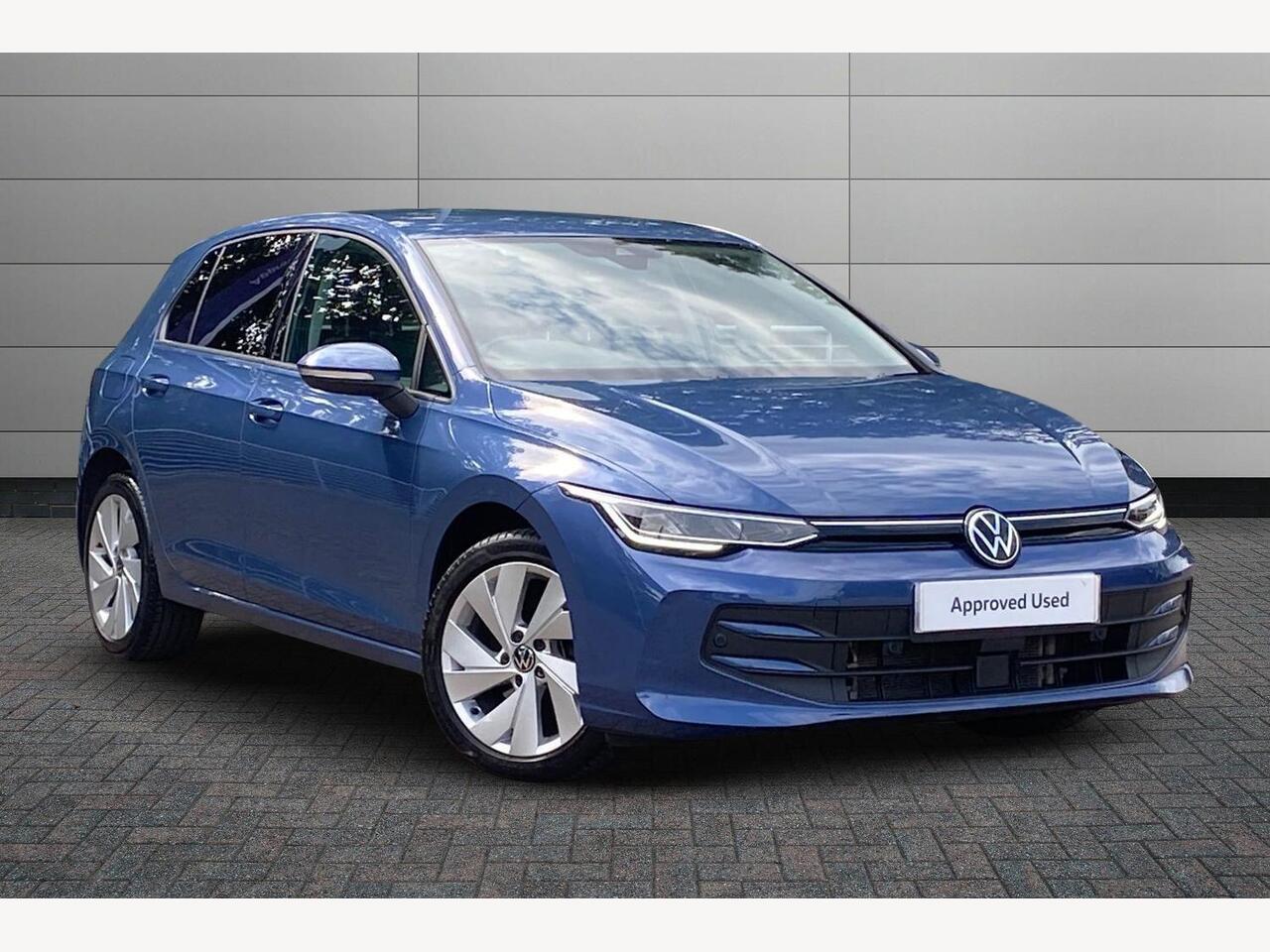 Main listing image - Volkswagen Golf