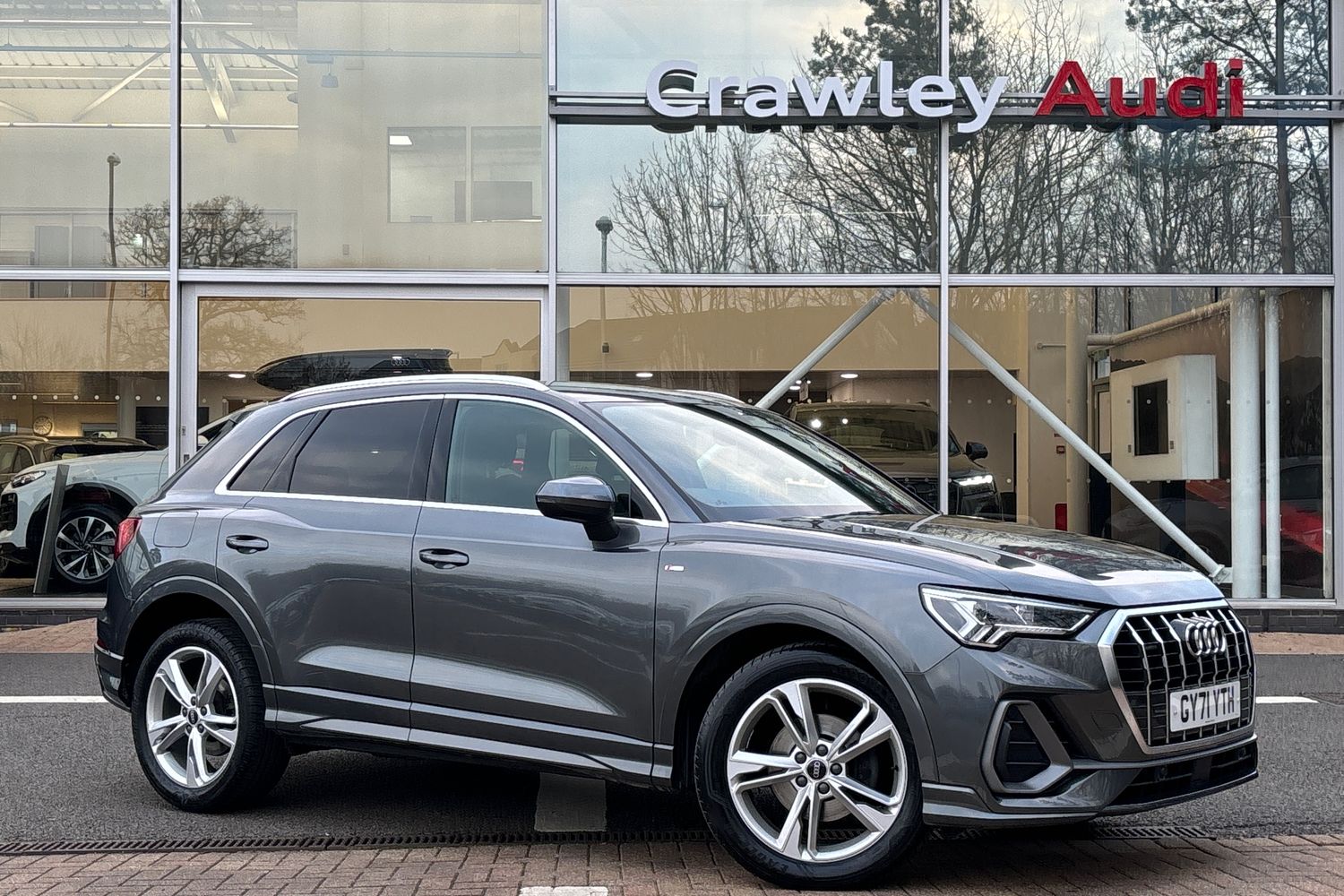 Main listing image - Audi Q3