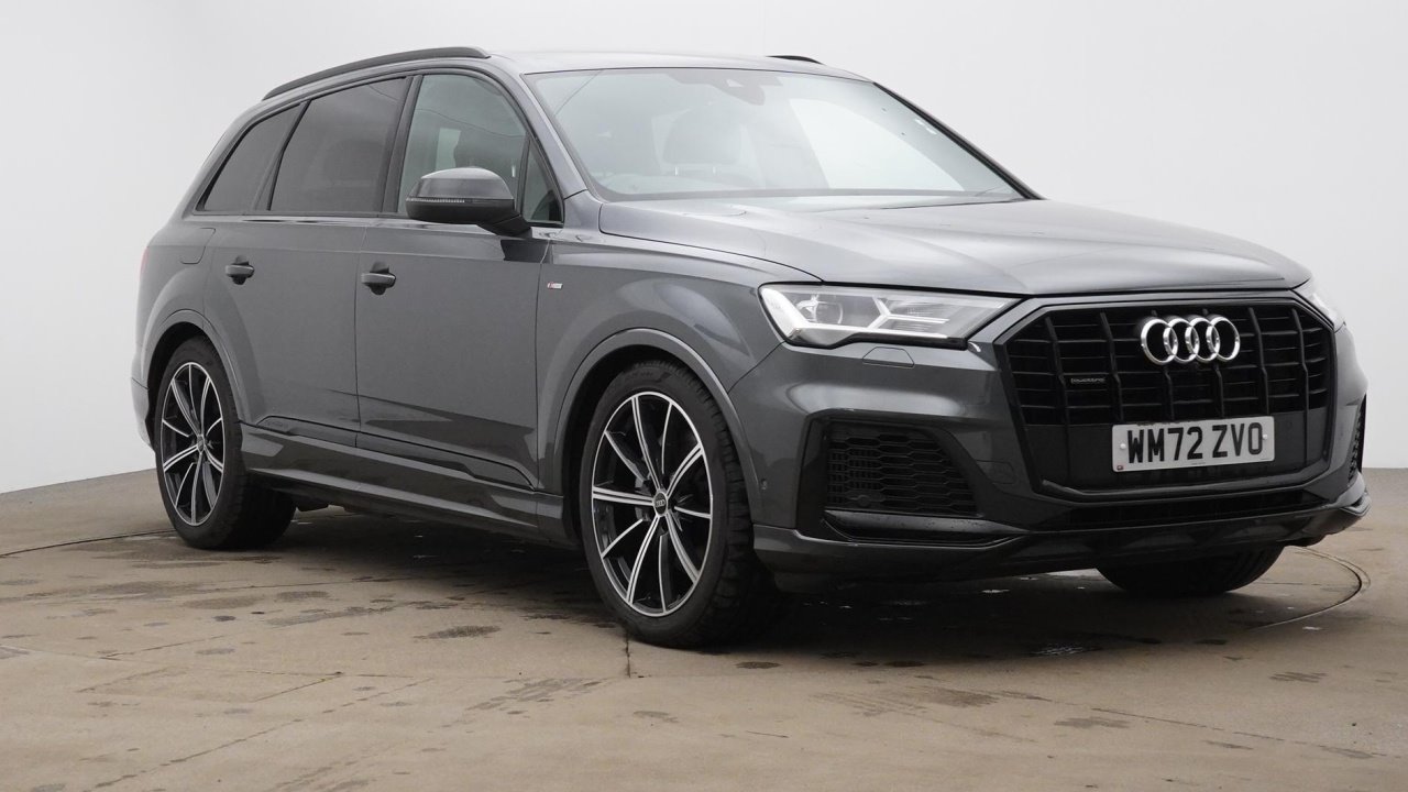 Main listing image - Audi Q7