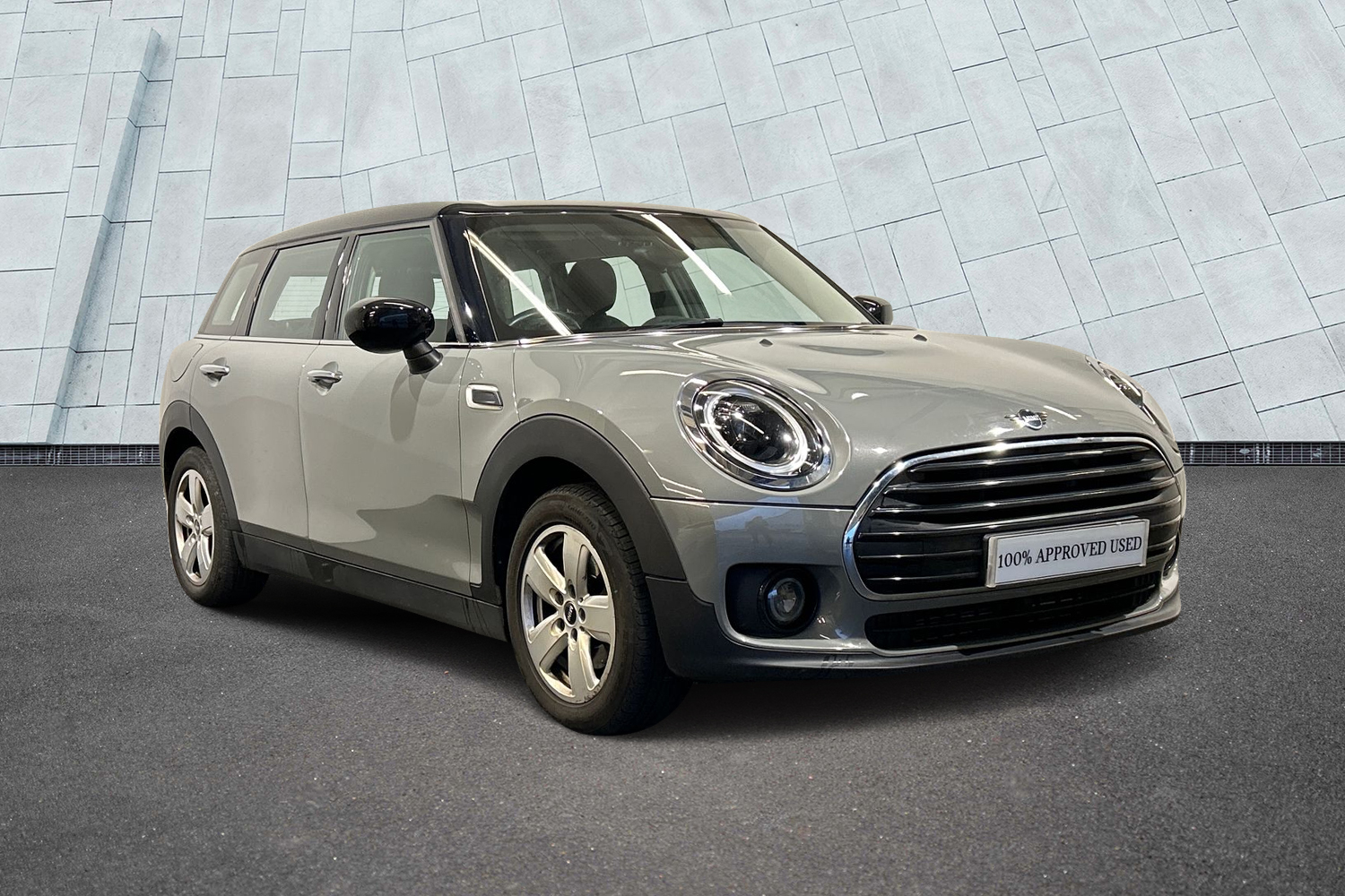 Main listing image - MINI Clubman