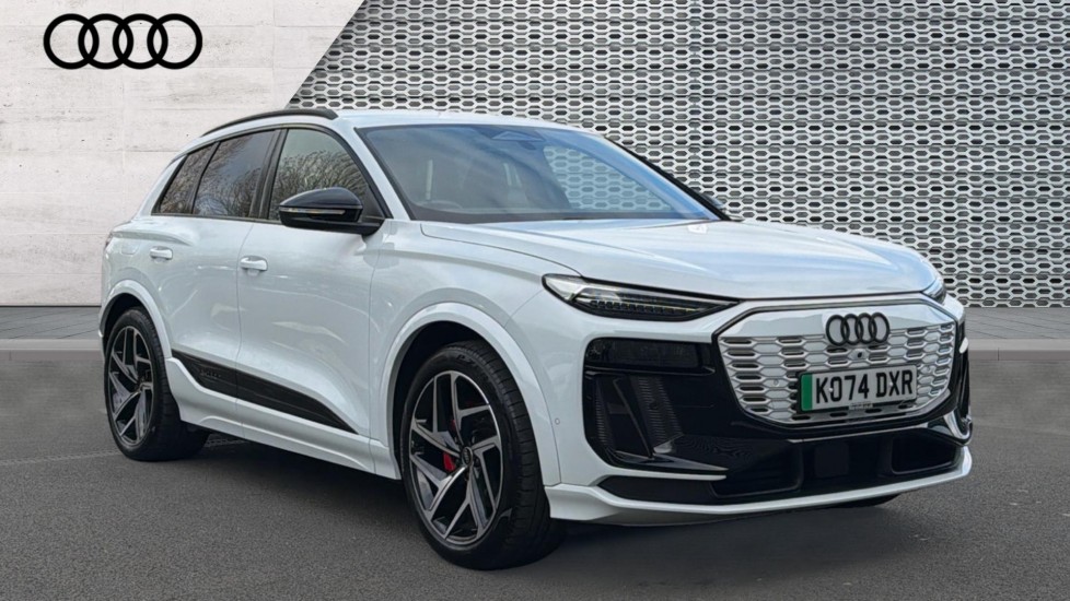 Main listing image - Audi Q6 e-tron