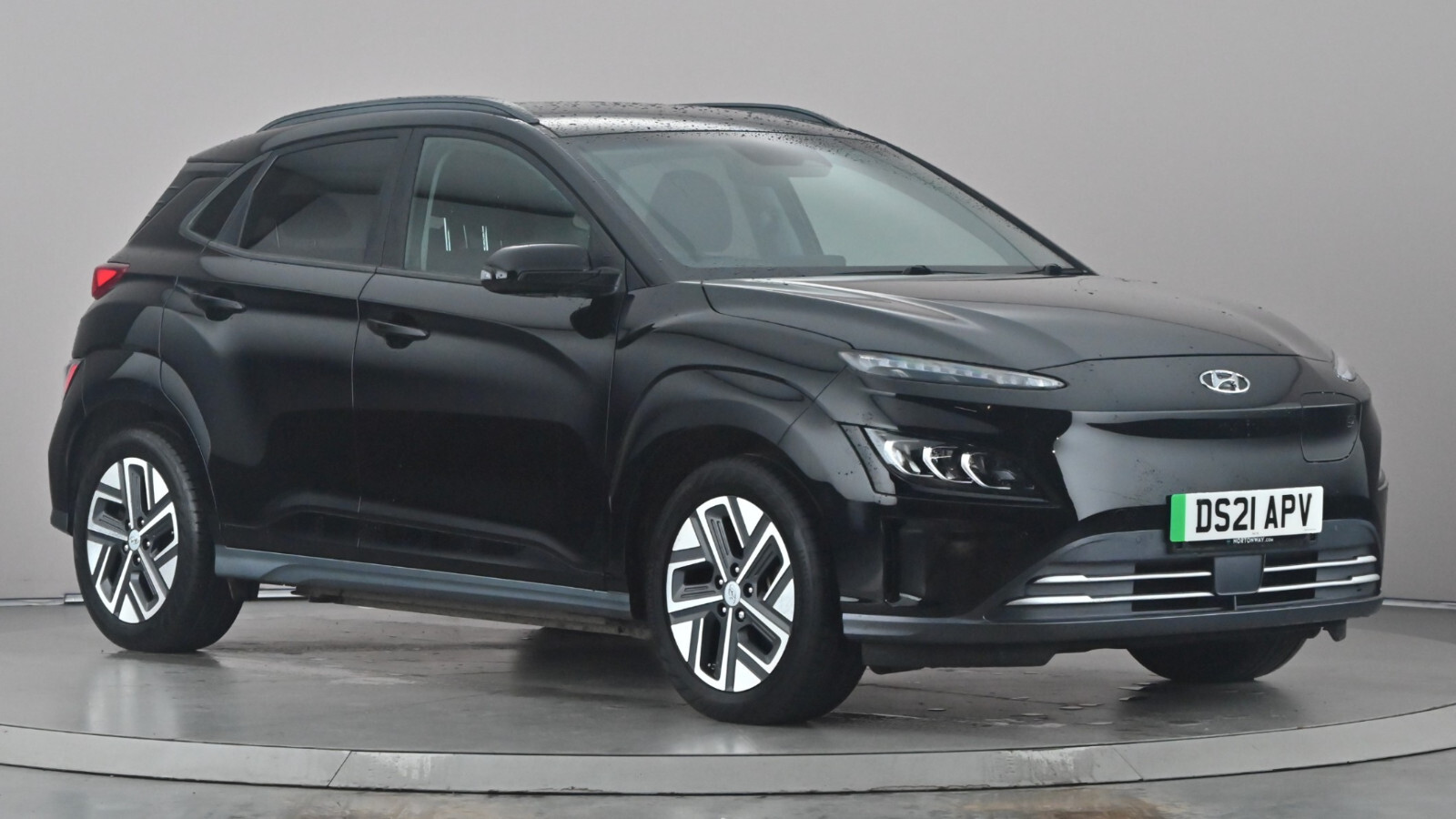 Main listing image - Hyundai Kona Electric