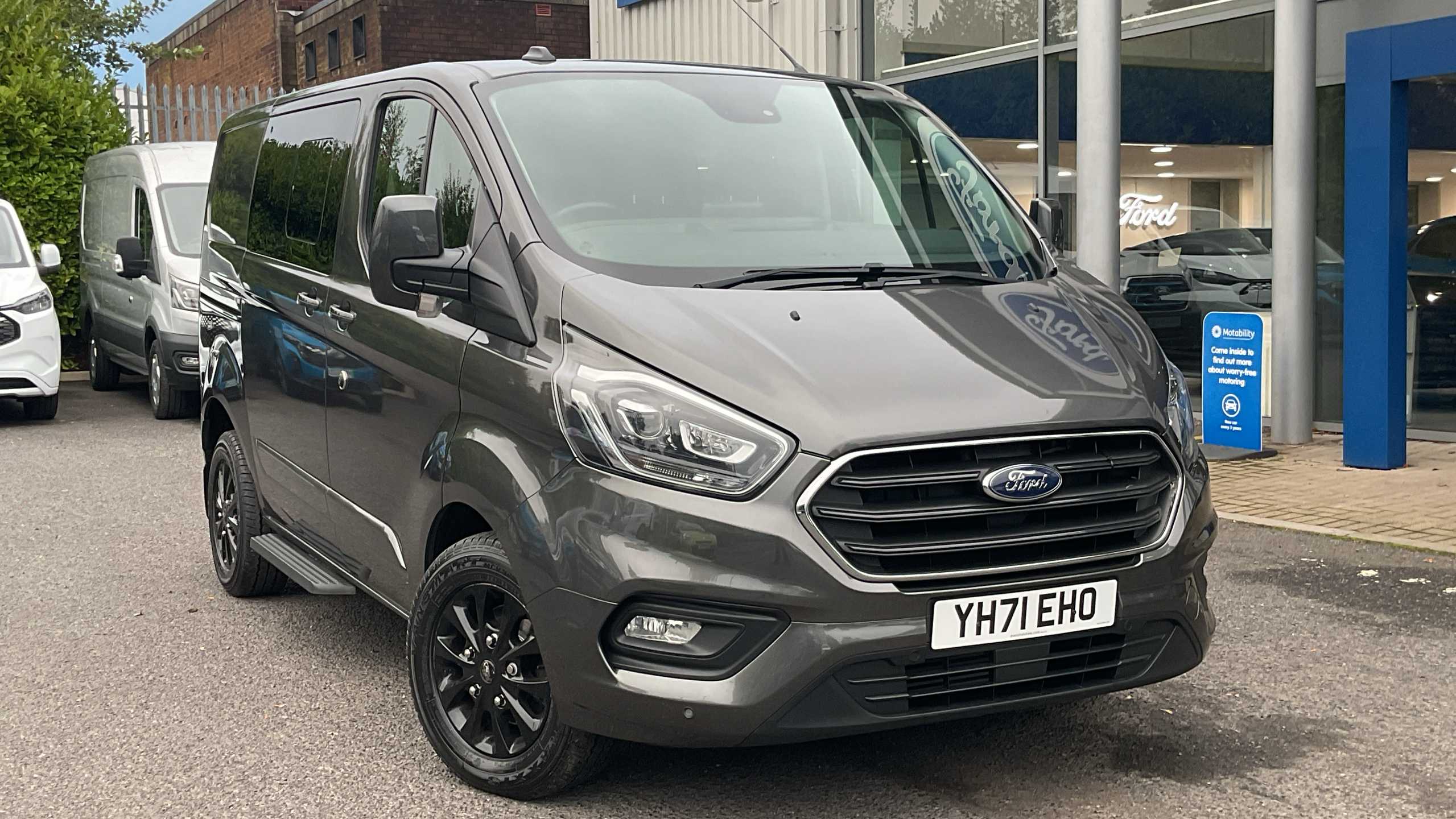 Main listing image - Ford Transit Custom