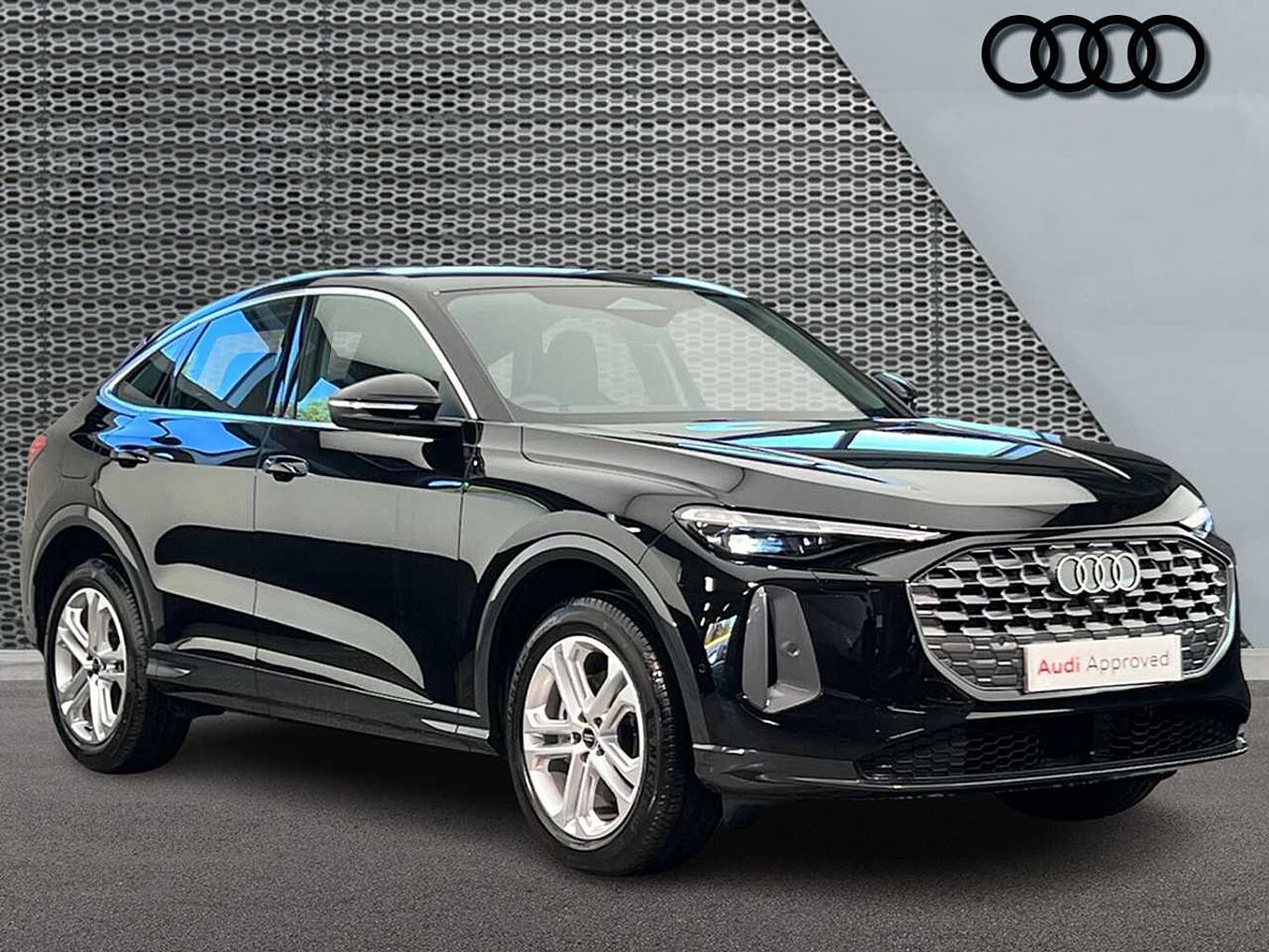 Main listing image - Audi Q5