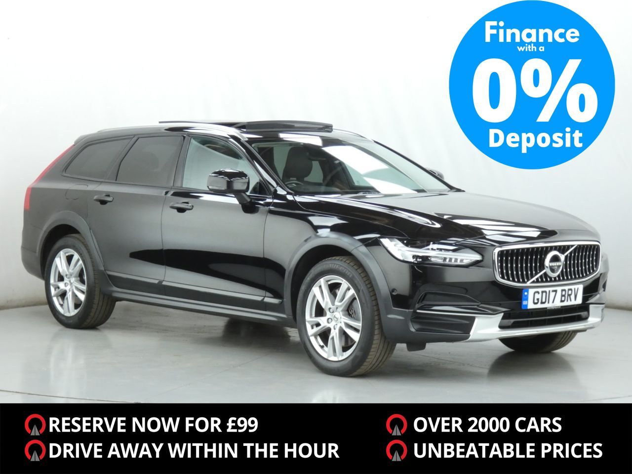 Main listing image - Volvo V90 Cross Country