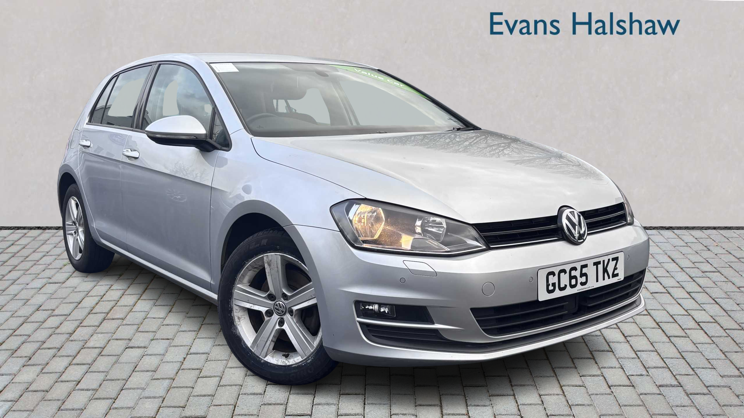 Main listing image - Volkswagen Golf