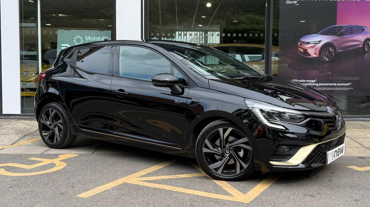 Main listing image - Renault Clio
