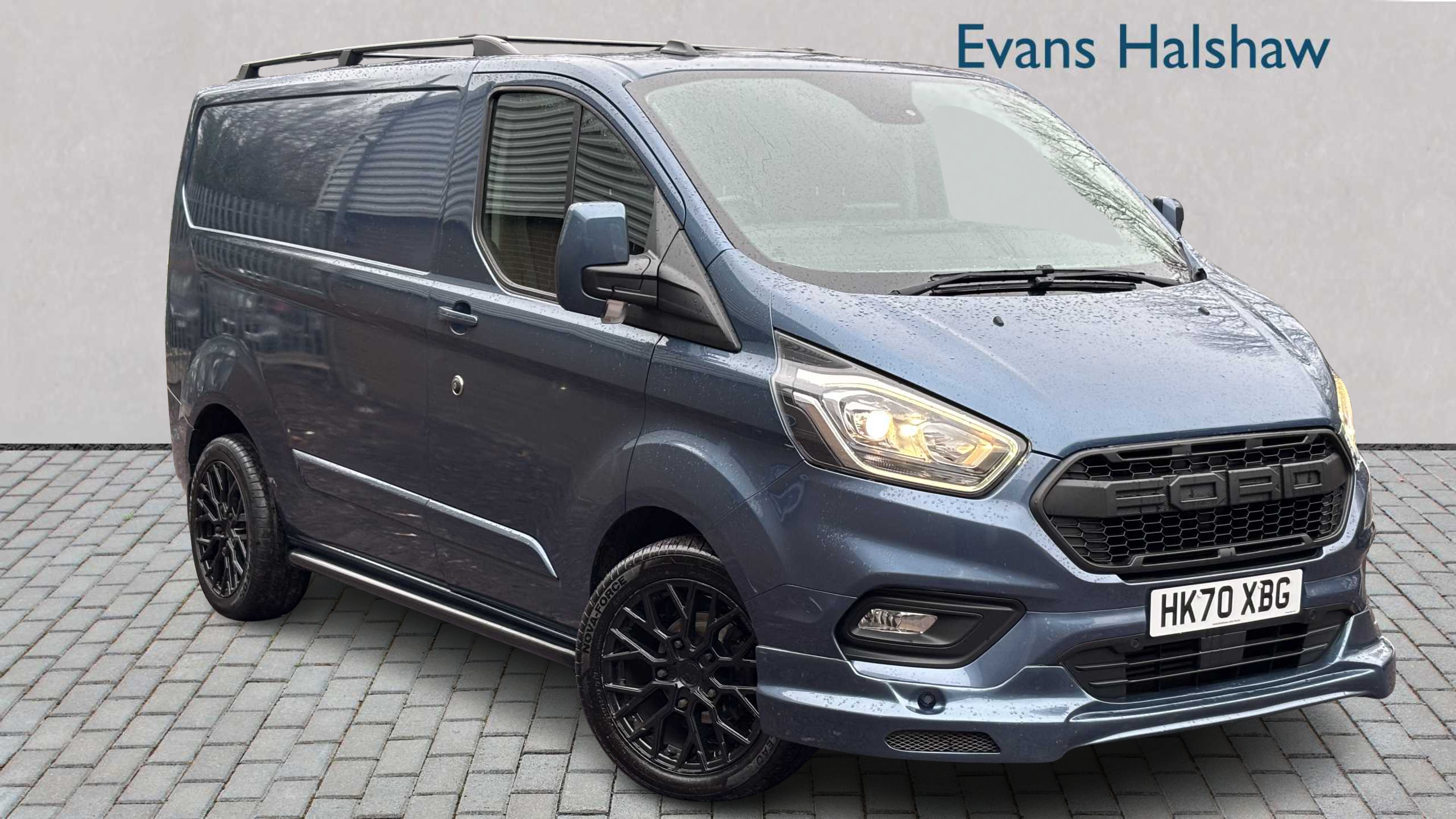 Main listing image - Ford Transit Custom