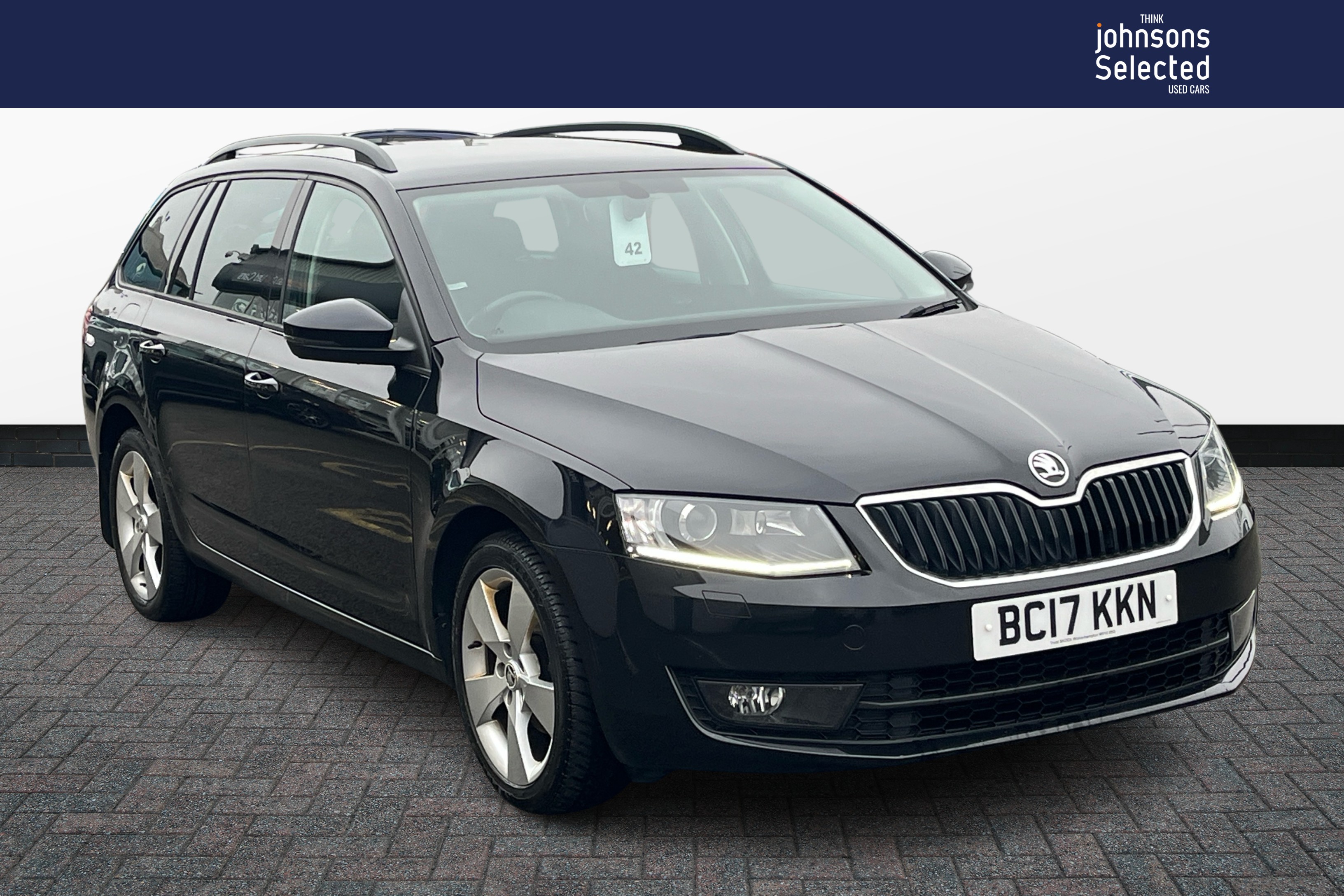 Main listing image - Skoda Octavia Estate