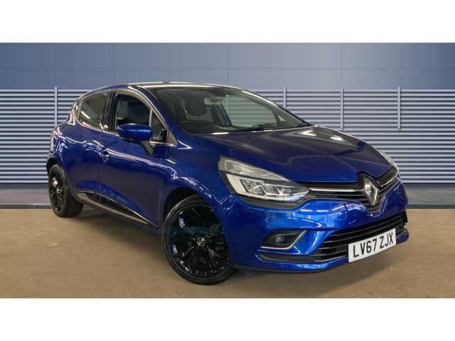 Main listing image - Renault Clio