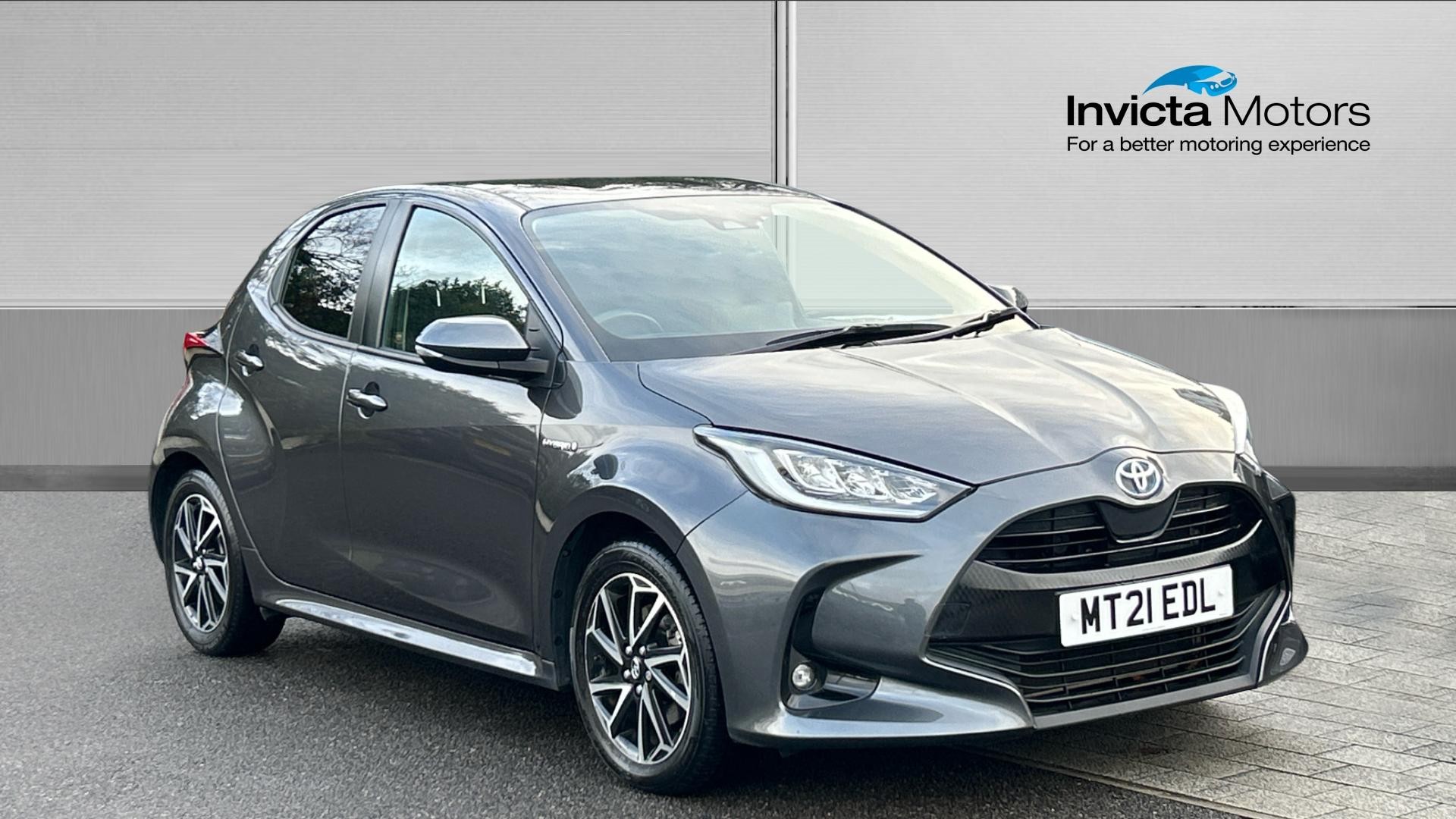 Main listing image - Toyota Yaris