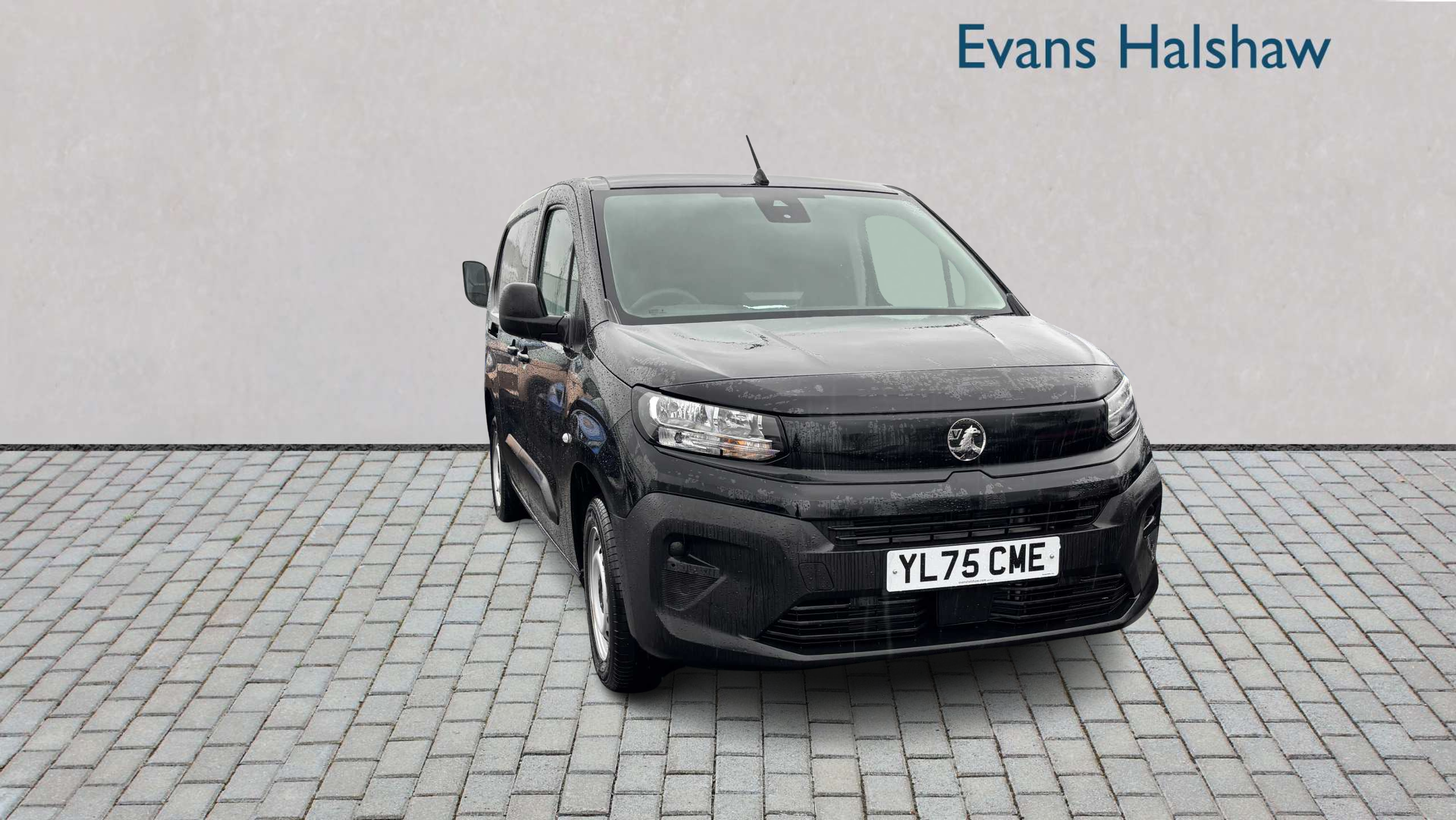 Main listing image - Vauxhall Combo Cargo