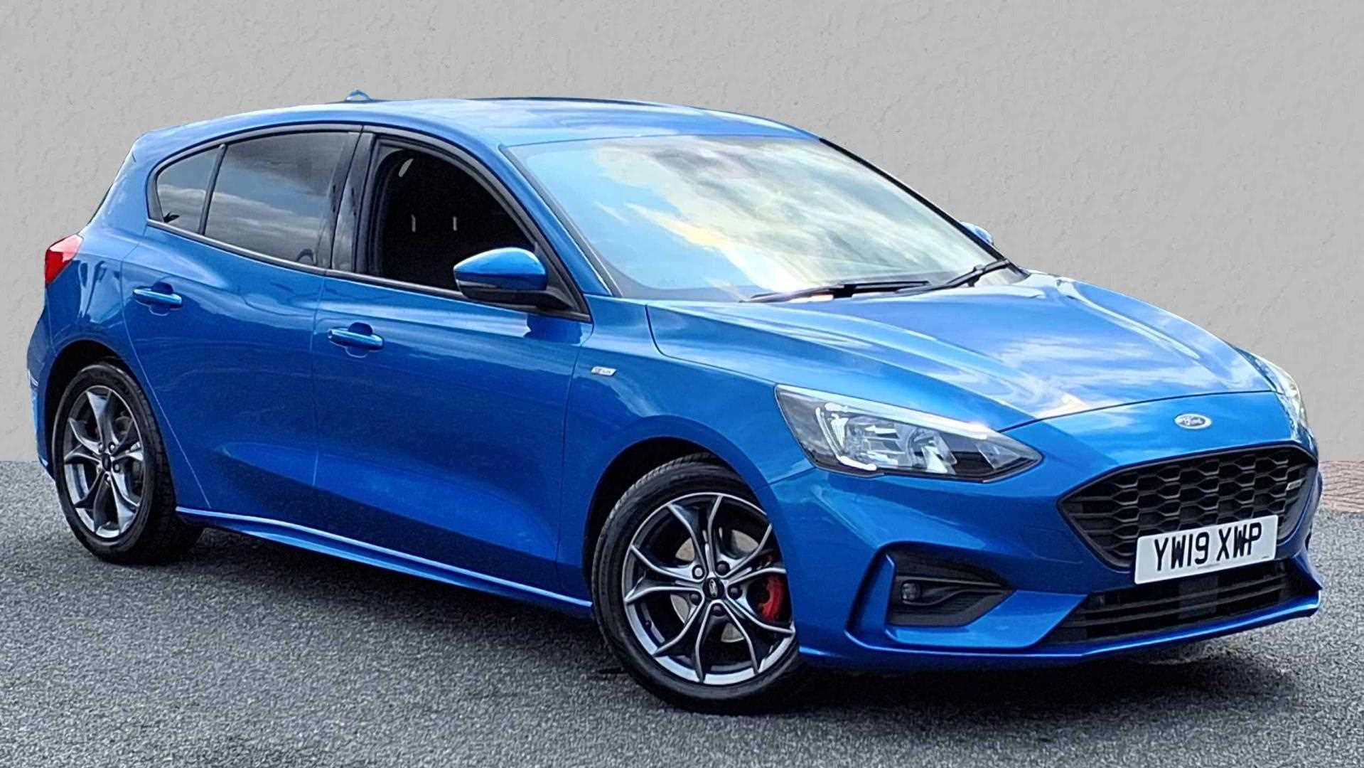 Main listing image - Ford Focus