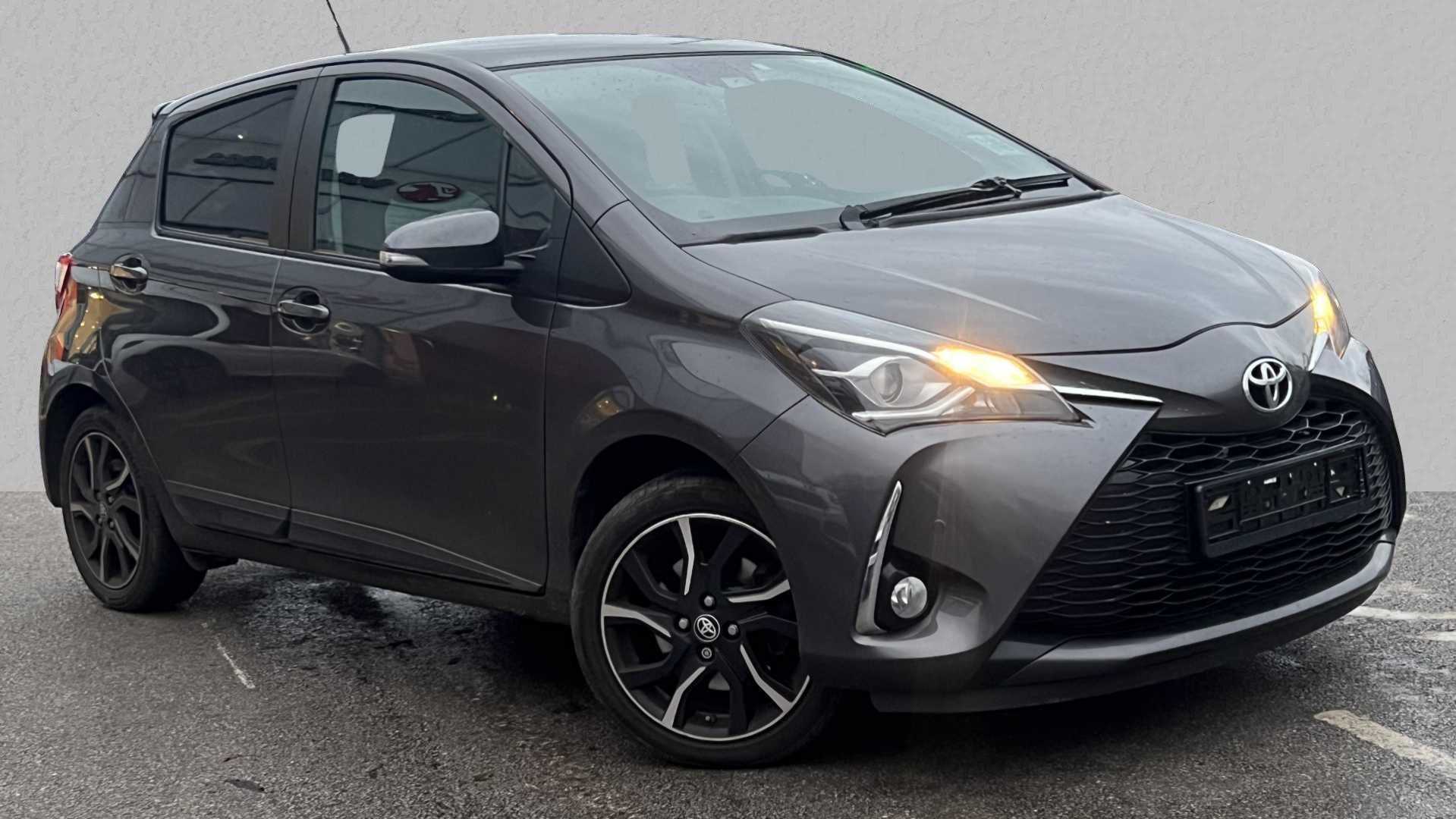 Main listing image - Toyota Yaris