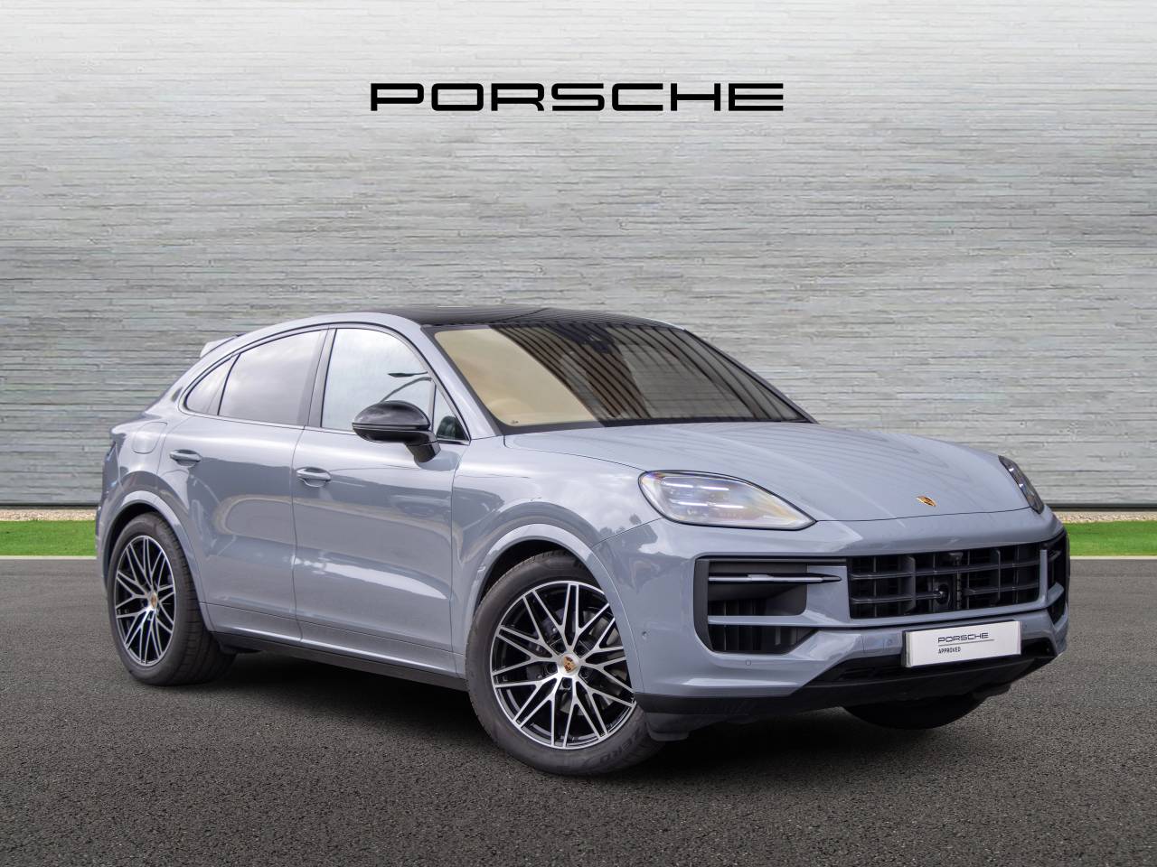 Main listing image - Porsche Cayenne