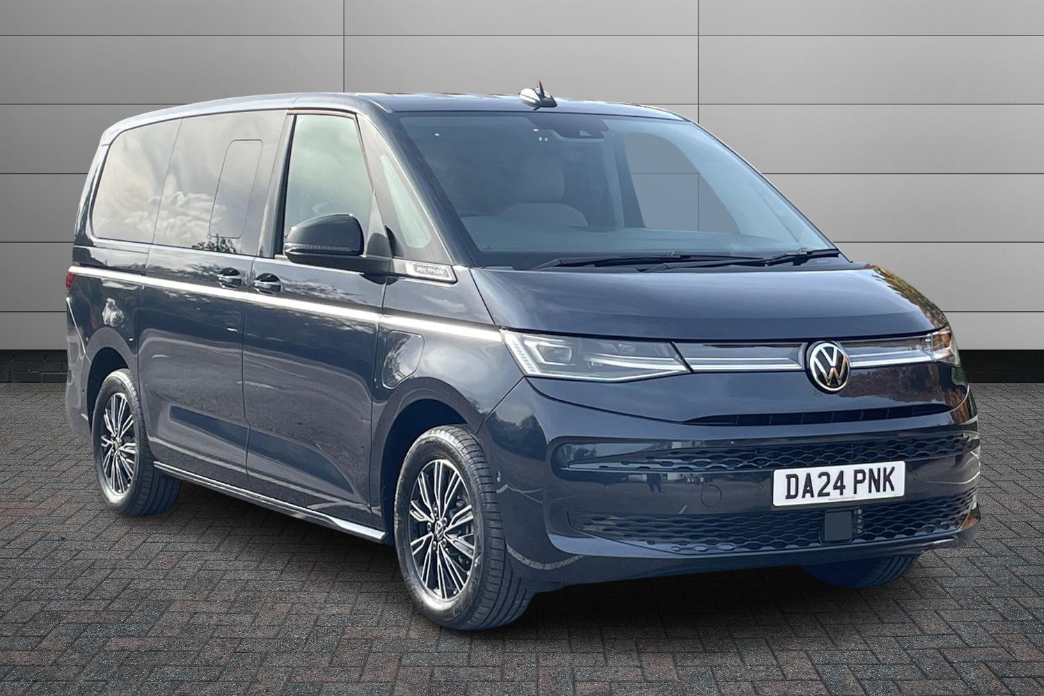 Main listing image - Volkswagen Multivan