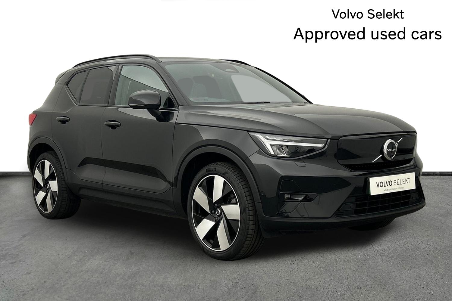 Main listing image - Volvo XC40 Recharge