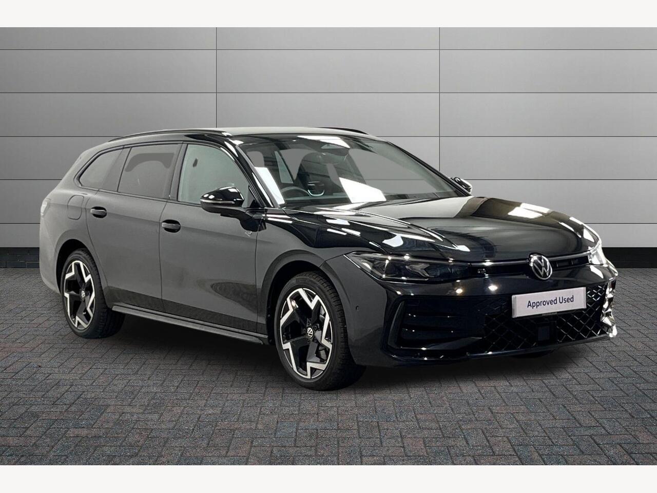 Main listing image - Volkswagen Passat Estate