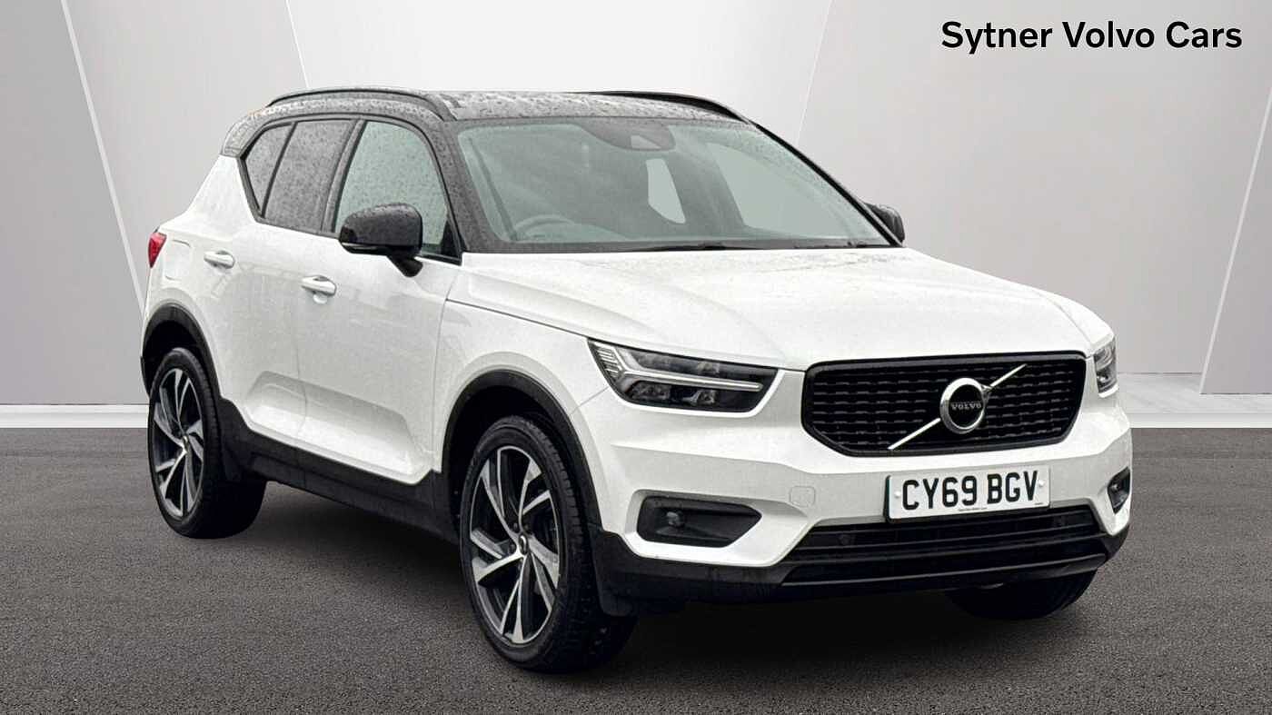 Main listing image - Volvo XC40