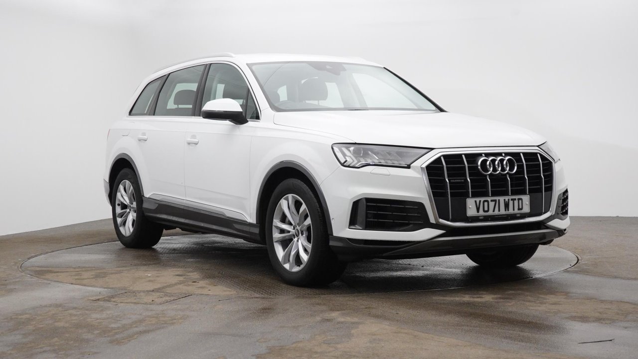 Main listing image - Audi Q7