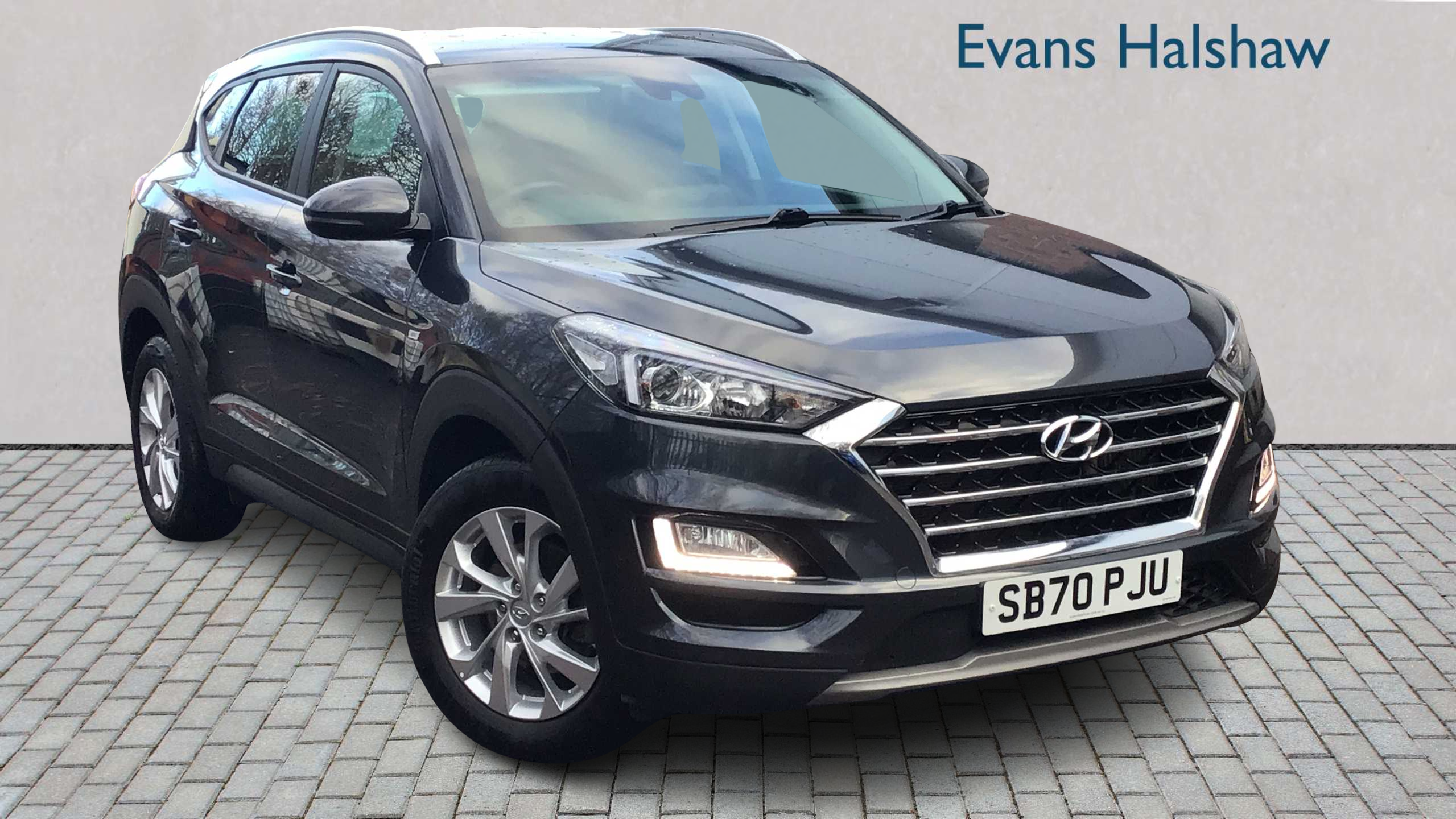 Main listing image - Hyundai Tucson