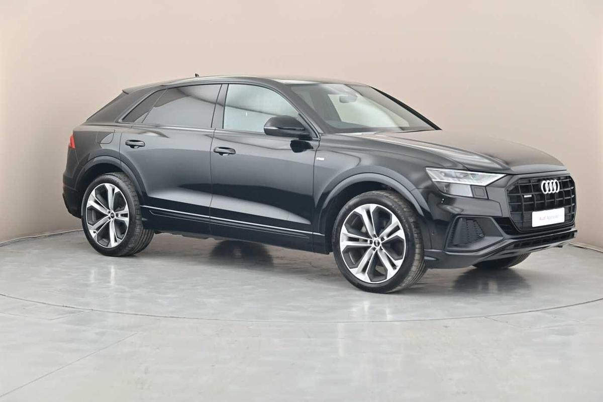 Main listing image - Audi Q8