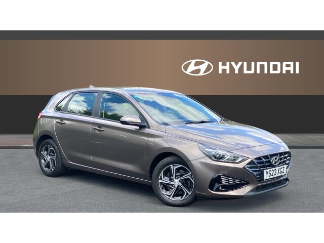 Main listing image - Hyundai i30