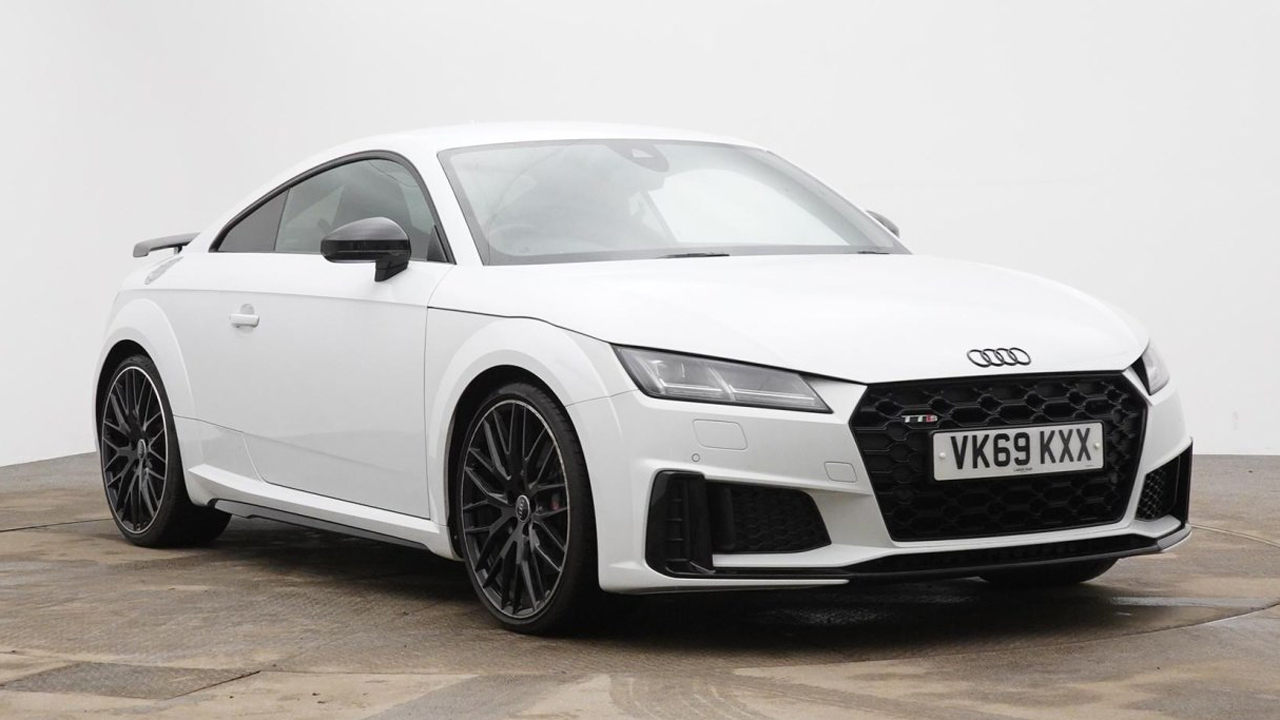 Main listing image - Audi TT S