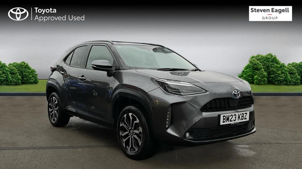 Main listing image - Toyota Yaris Cross