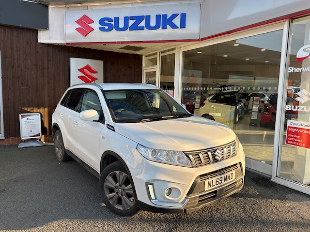 Main listing image - Suzuki Vitara