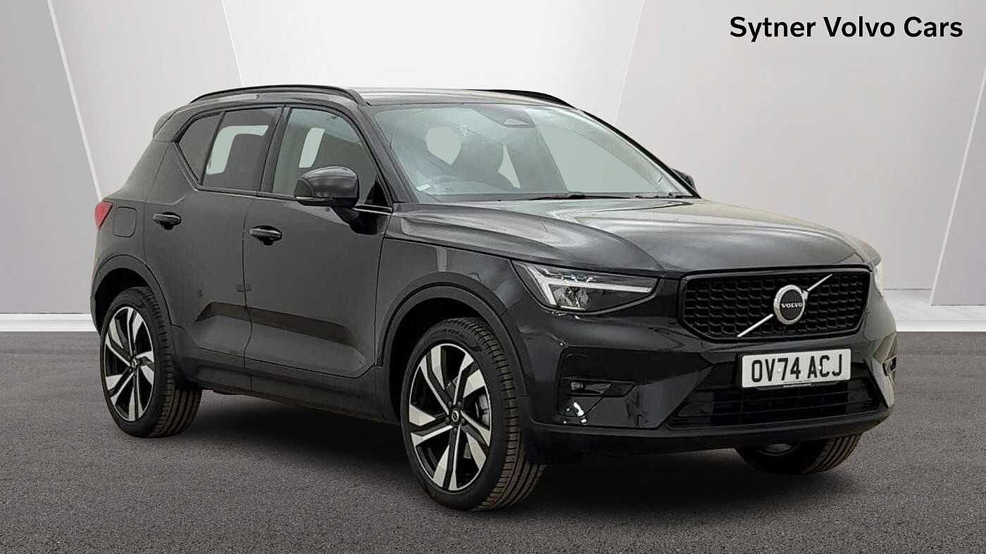 Main listing image - Volvo XC40