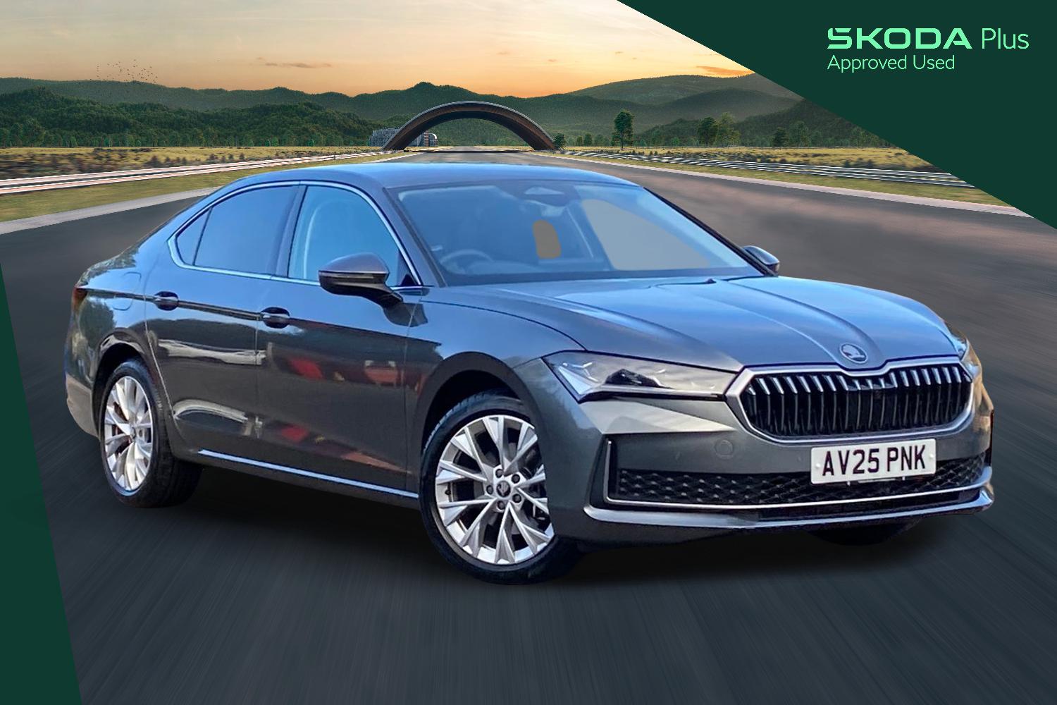 Main listing image - Skoda Superb