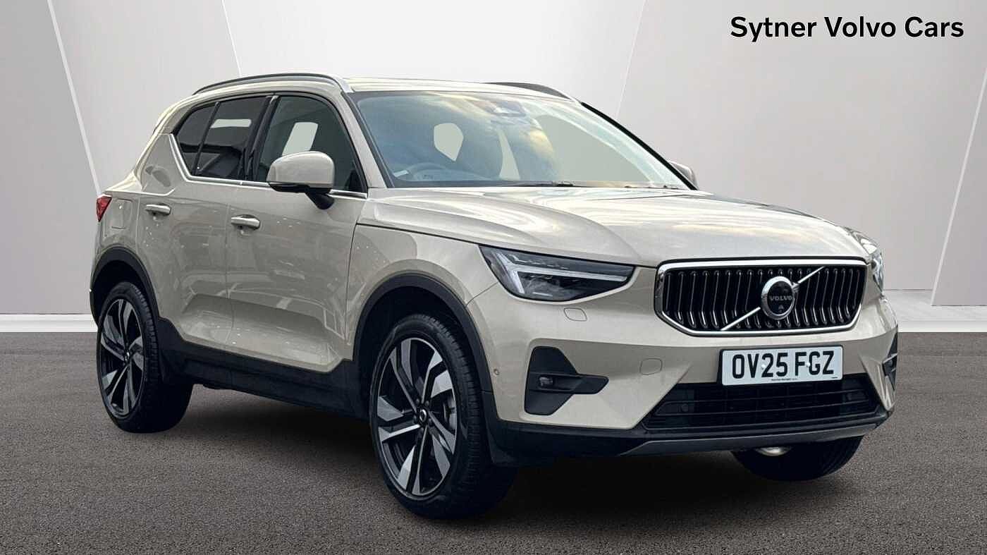Main listing image - Volvo XC40