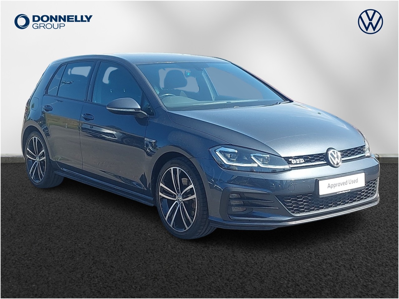 Main listing image - Volkswagen Golf
