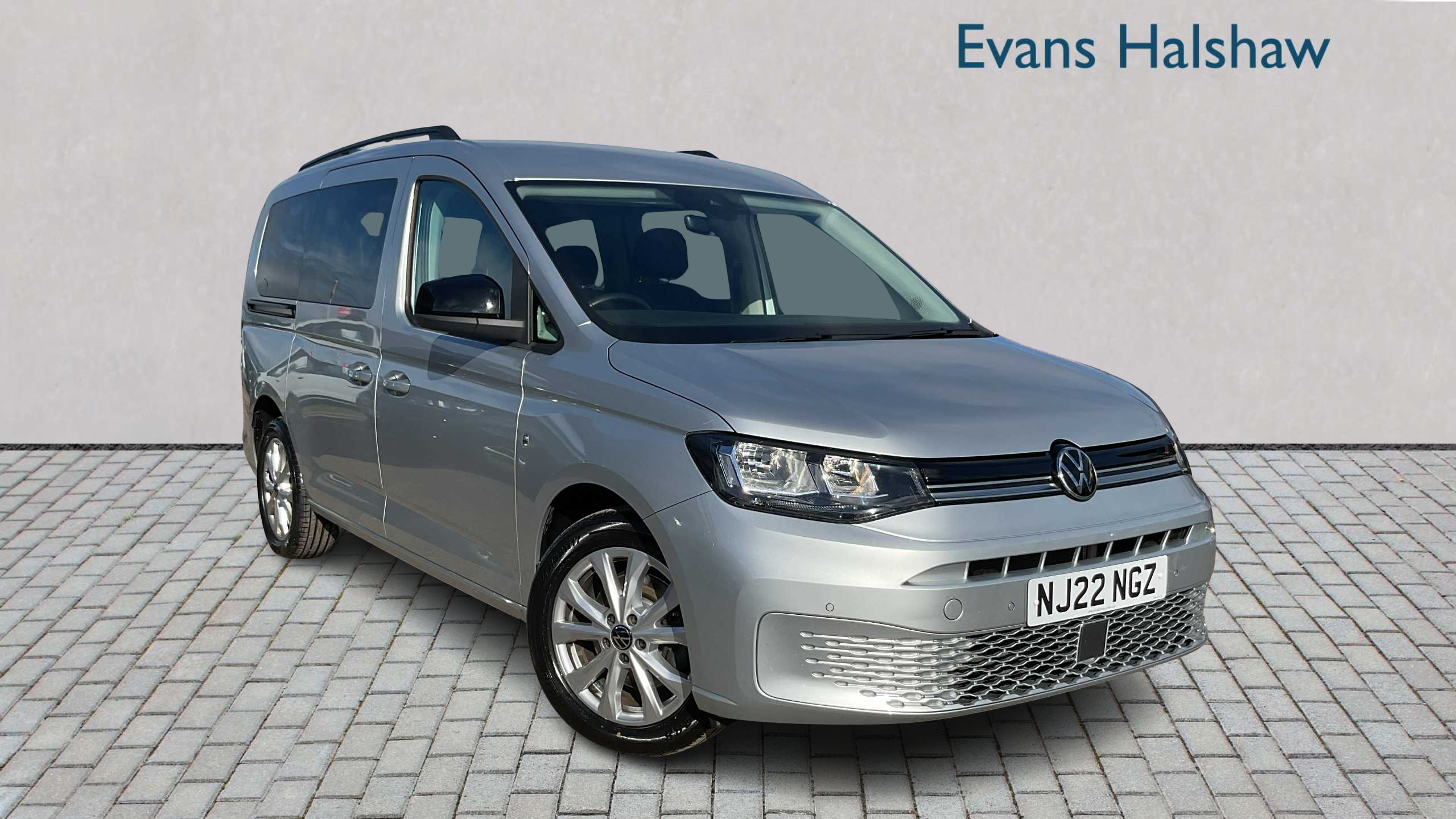 Main listing image - Volkswagen Caddy Maxi Life