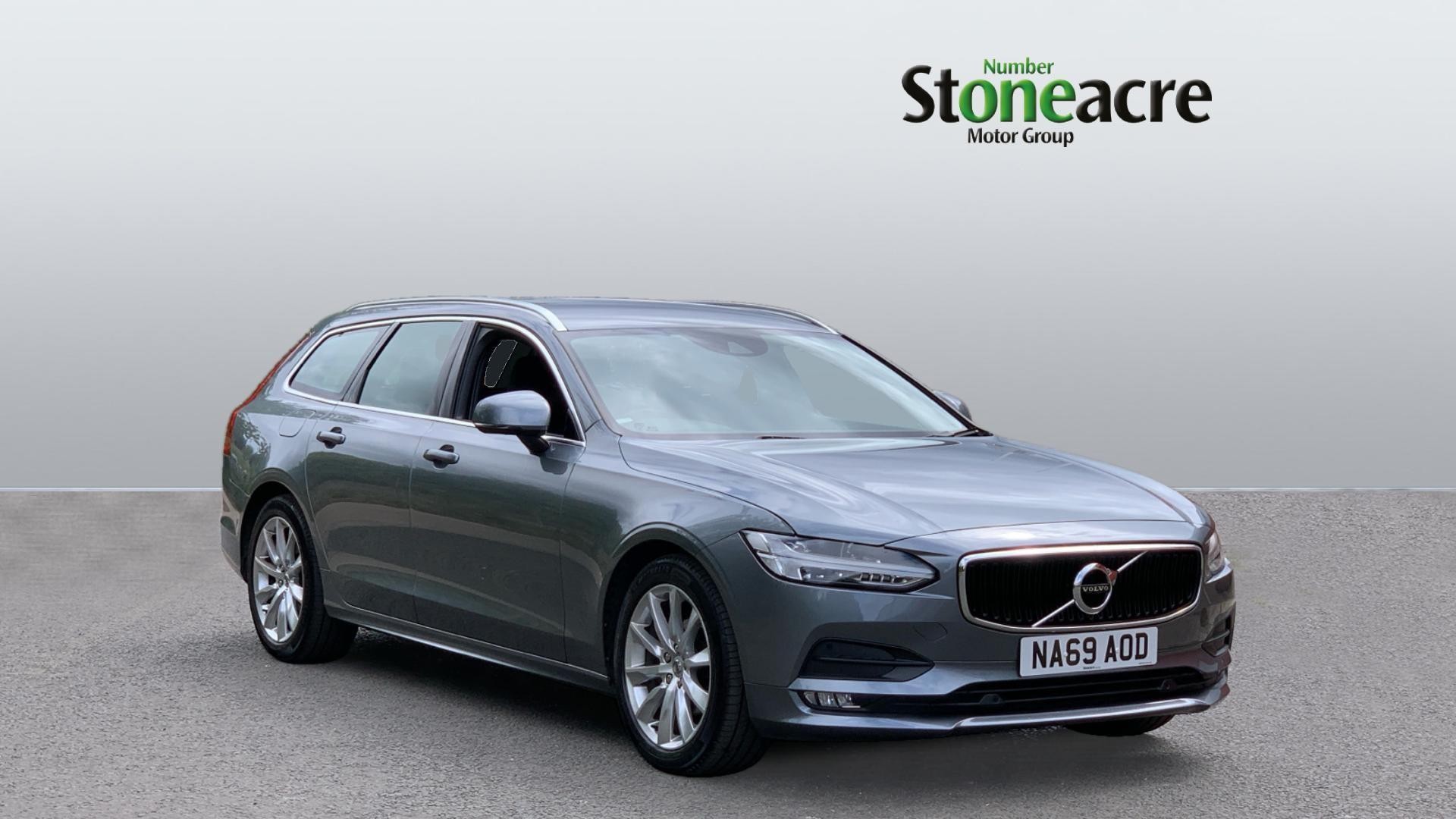 Main listing image - Volvo V90