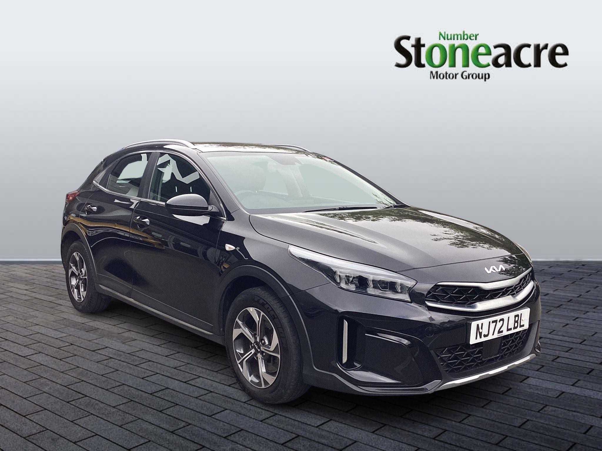 Main listing image - Kia XCeed