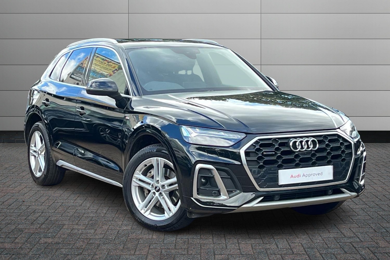 Main listing image - Audi Q5