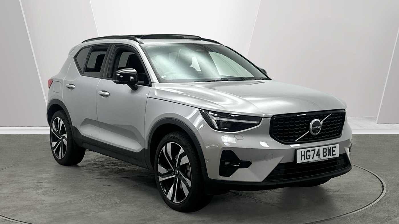 Main listing image - Volvo XC40