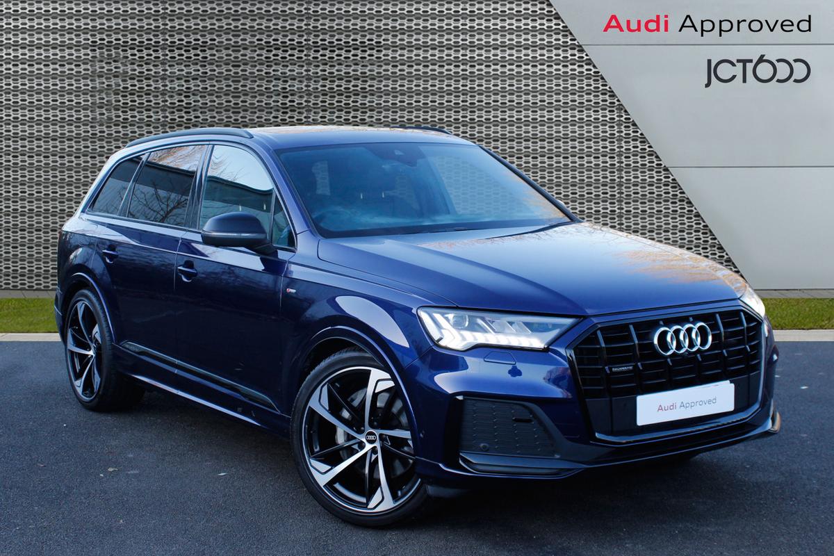 Main listing image - Audi Q7