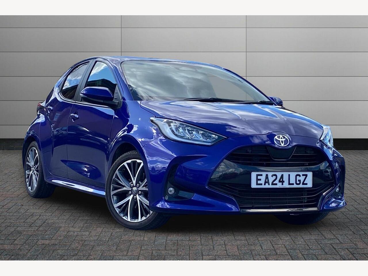 Main listing image - Toyota Yaris