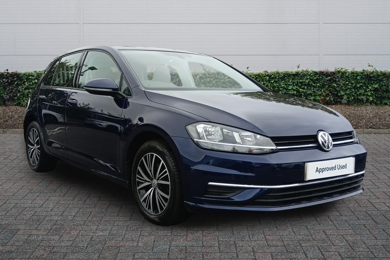 Main listing image - Volkswagen Golf