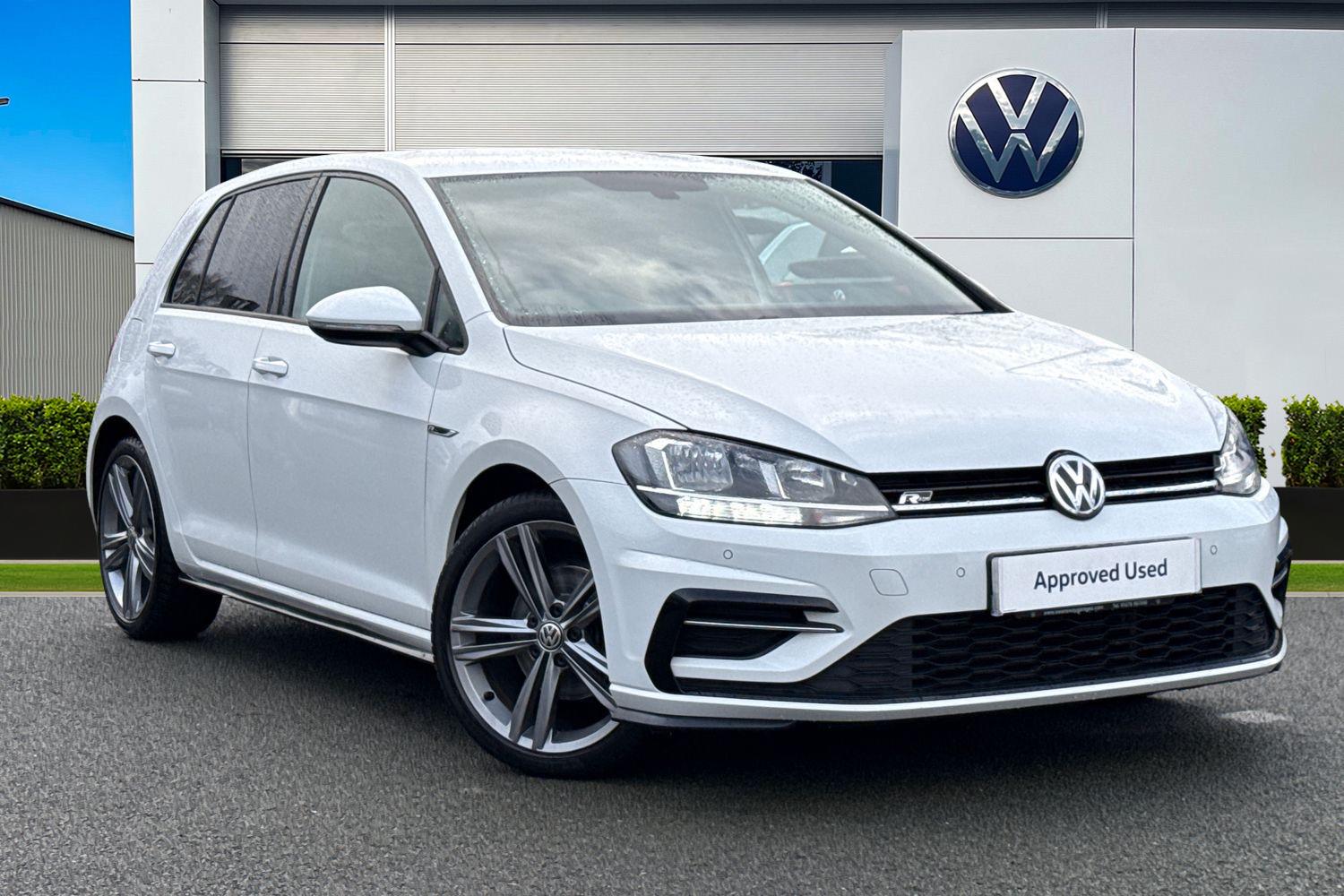 Main listing image - Volkswagen Golf