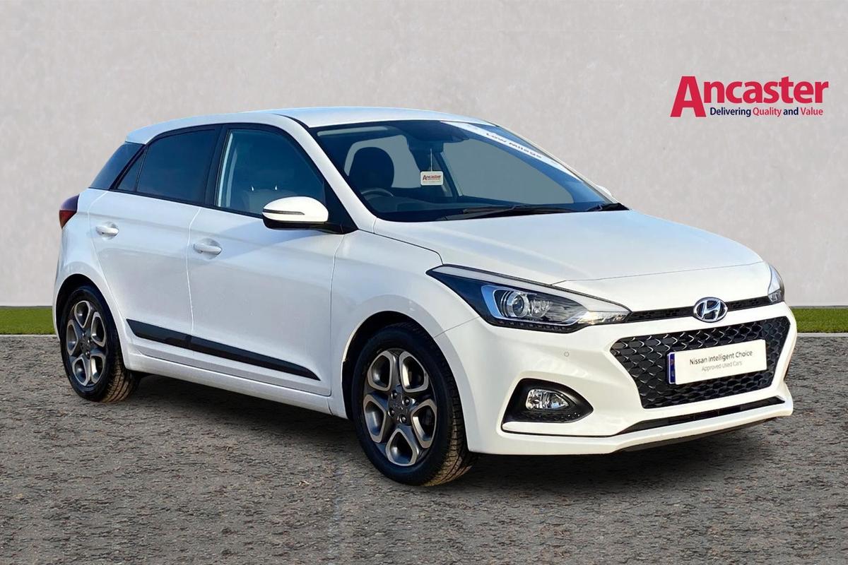 Main listing image - Hyundai i20