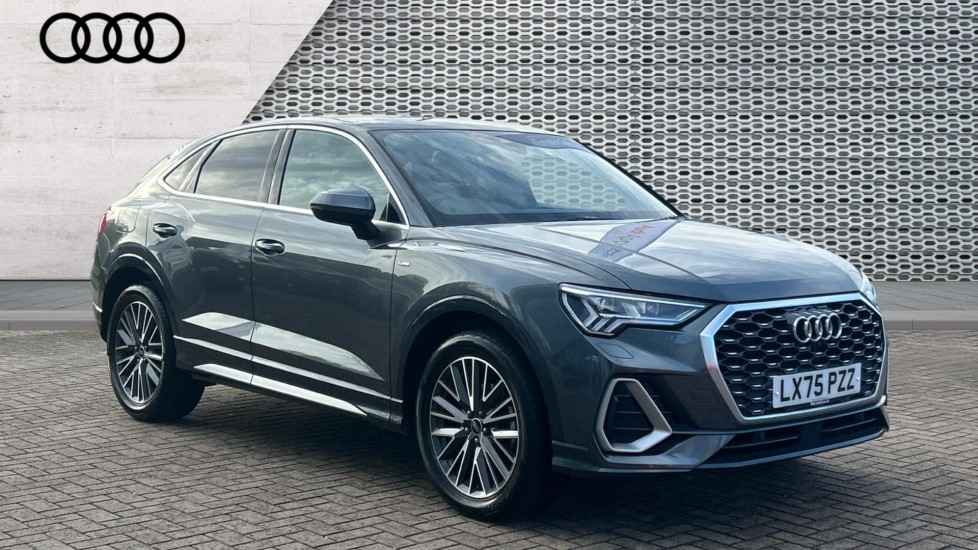 Main listing image - Audi Q3