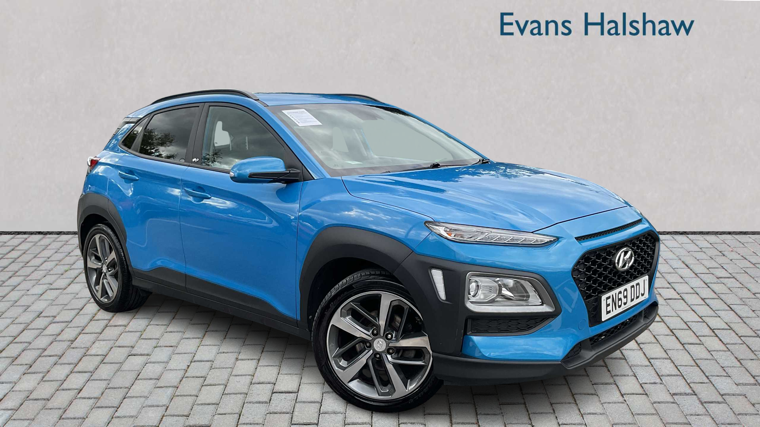 Main listing image - Hyundai Kona