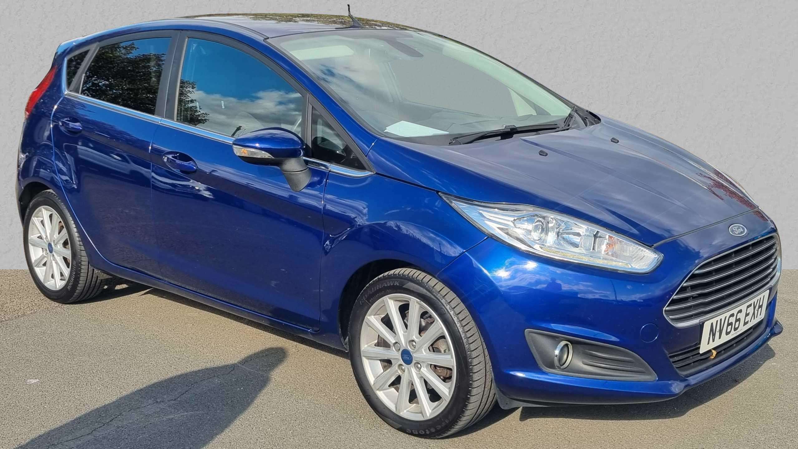 Main listing image - Ford Fiesta