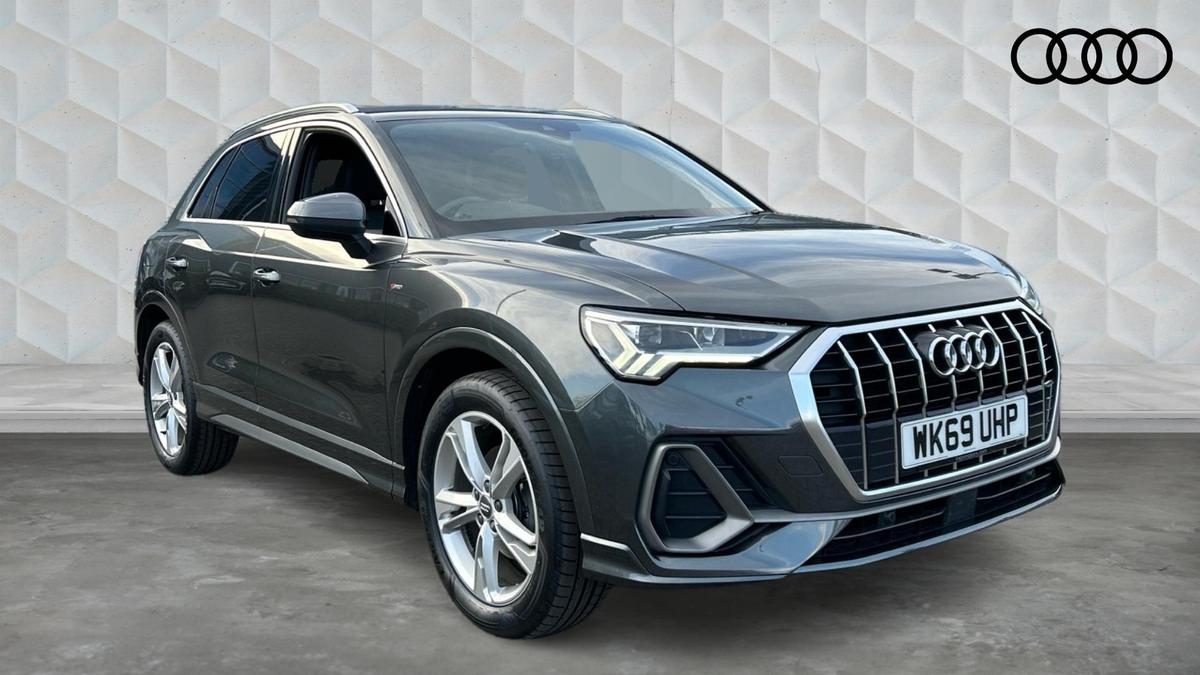 Main listing image - Audi Q3